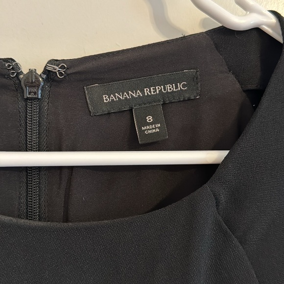 Banana Republic Black Dress -8 - Picture 2 of 3